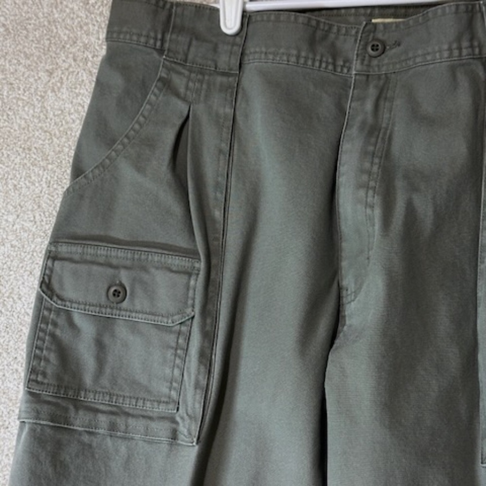 Cabela's 7-Pocket Hiker Trail Pants Relaxed Fit, High Rise, Straight Leg Size 20 - Picture 5 of 10
